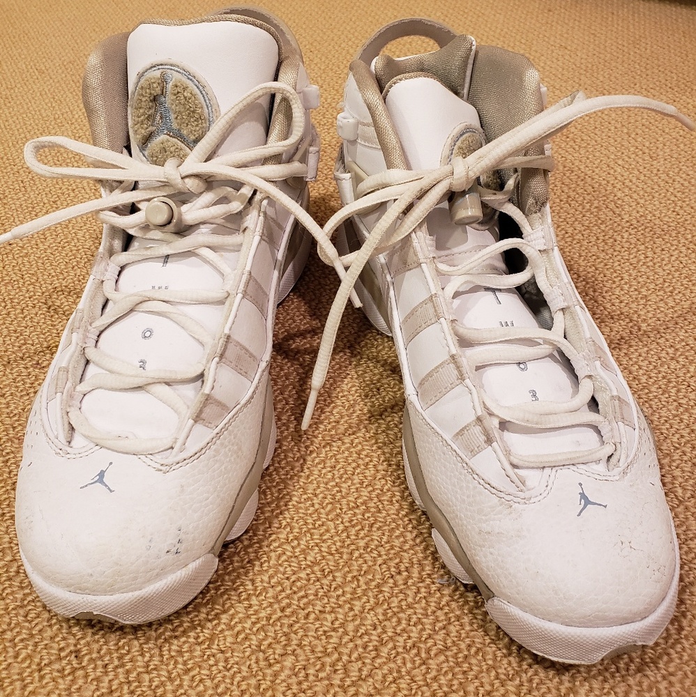 Air Jordan 6 Rings - size 6Y